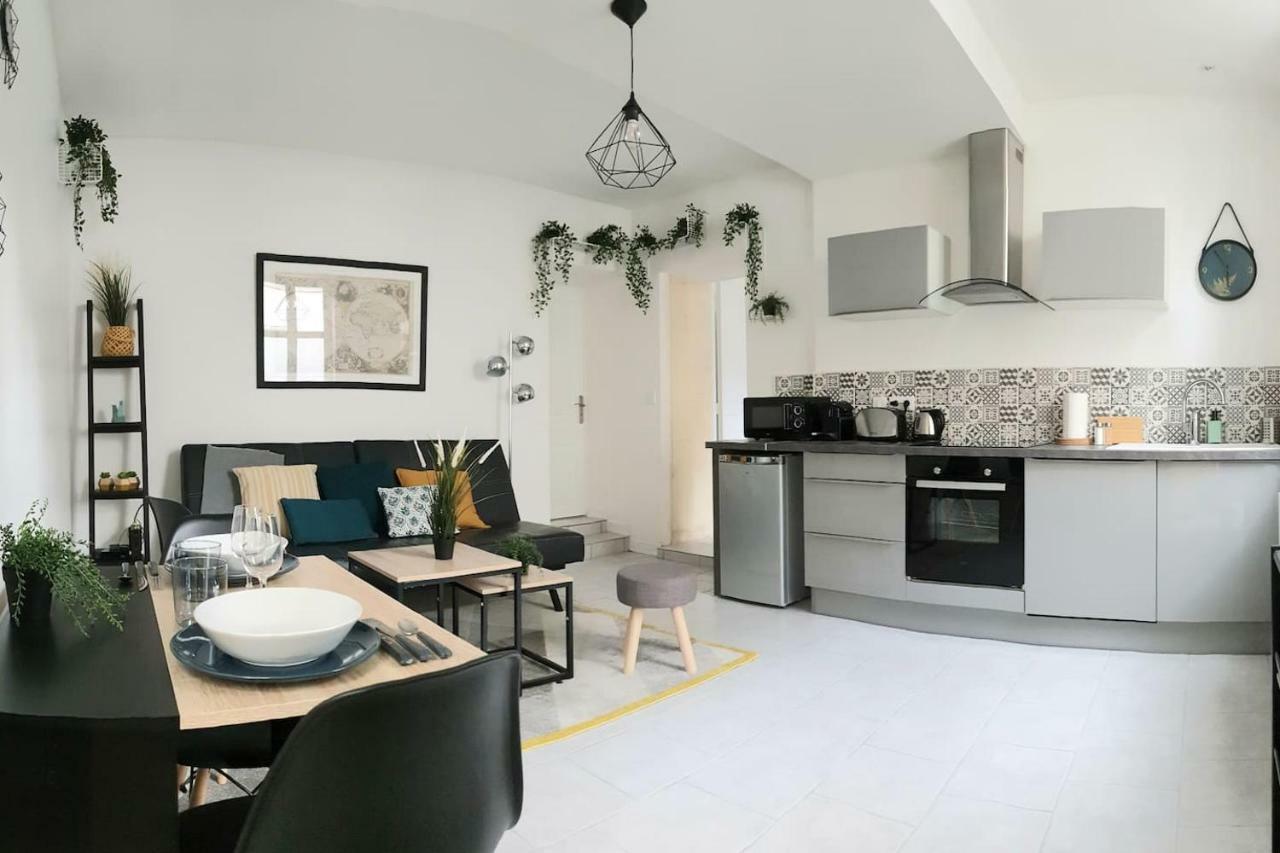 Le Solencon De 1 A 4 Pers - Hypercentre Apartment Cognac Bagian luar foto